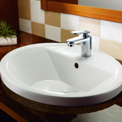 オーバル型オーバーカウンター洗面器+ヴェリス洗面混合栓(壁給水・壁排水タイプ)